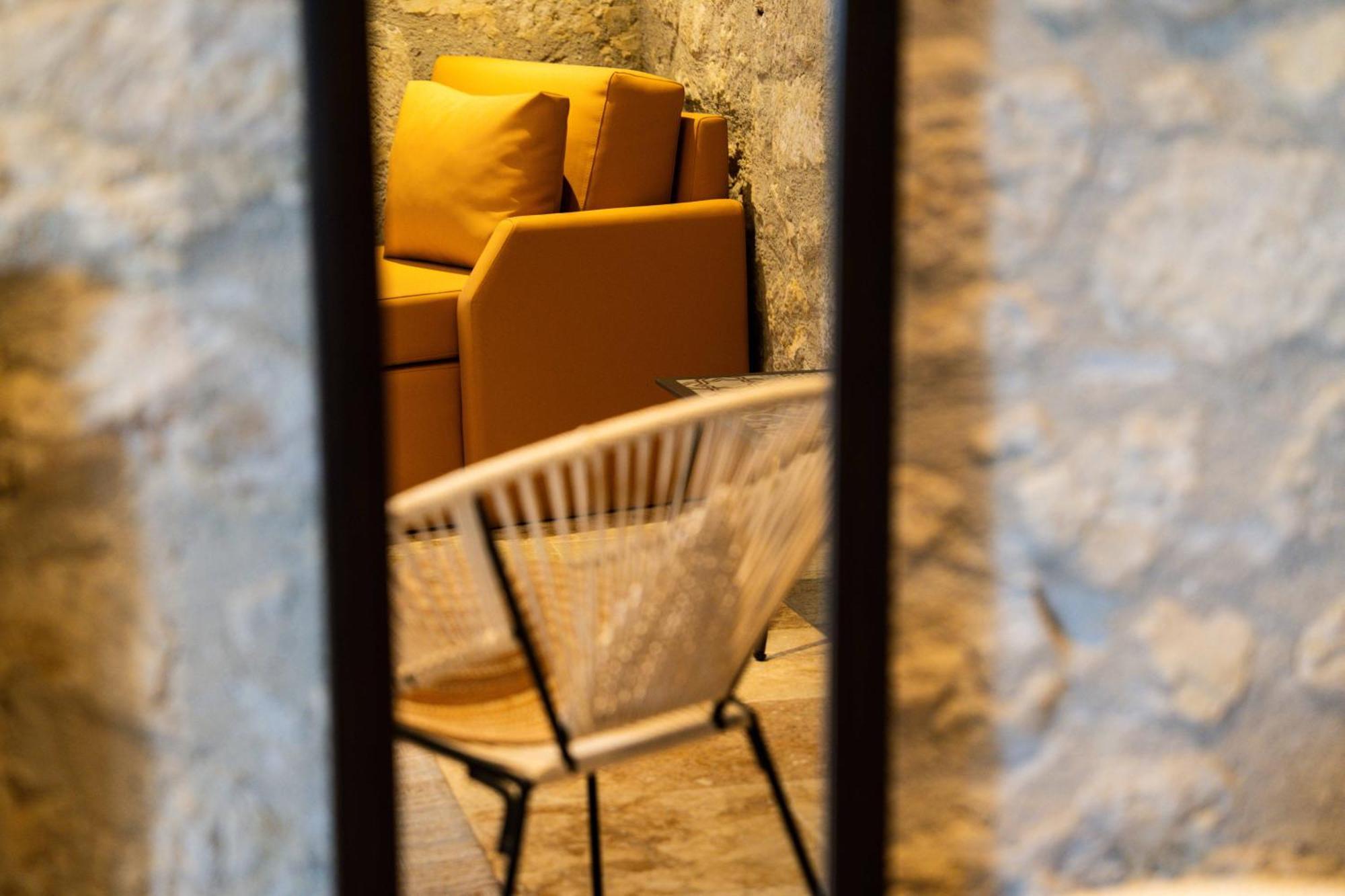 Logis L'Auberge De Larressingle Экстерьер фото