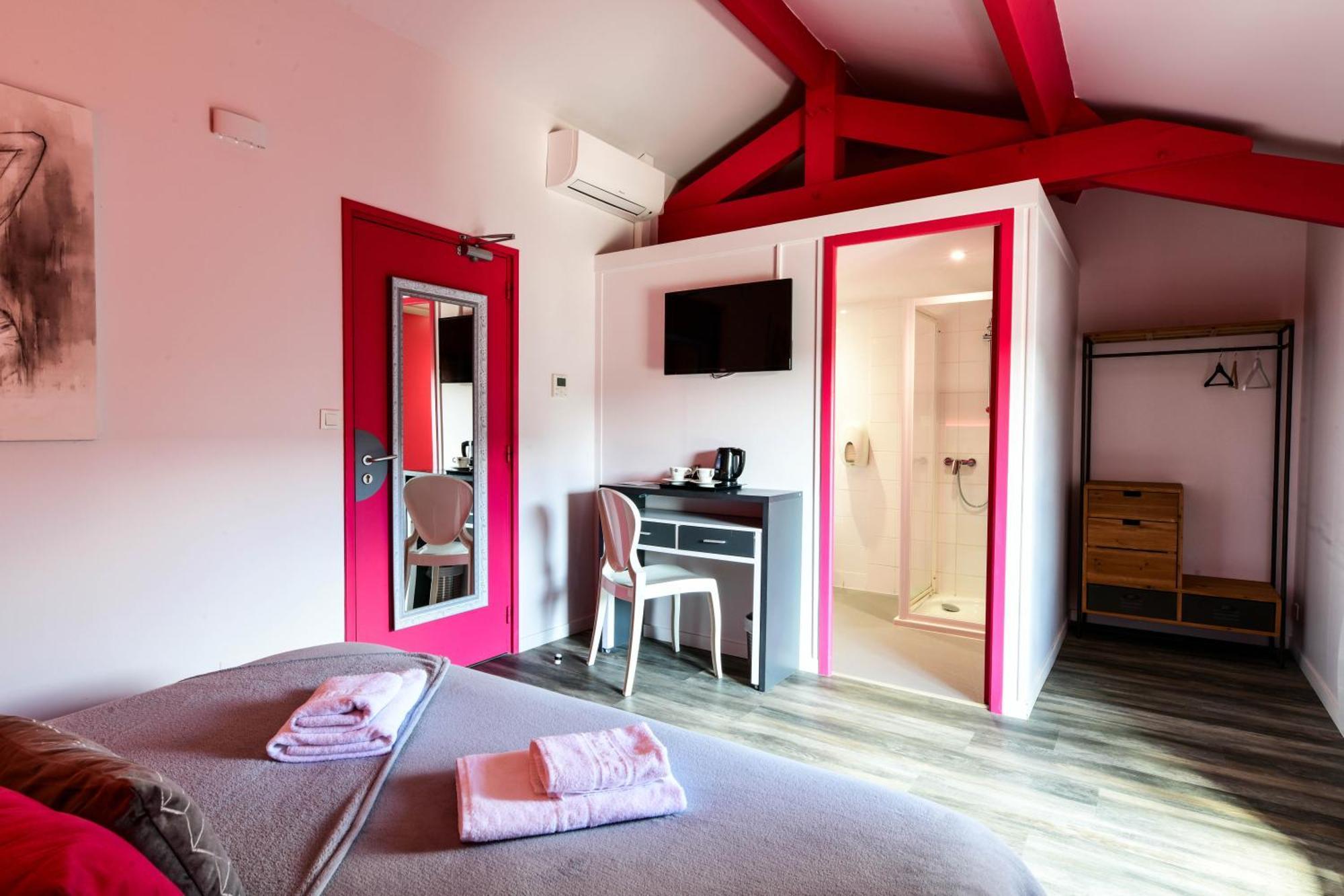 Logis L'Auberge De Larressingle Экстерьер фото