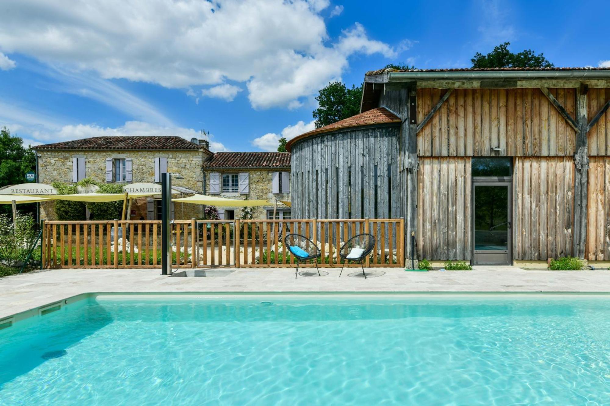 Logis L'Auberge De Larressingle Экстерьер фото