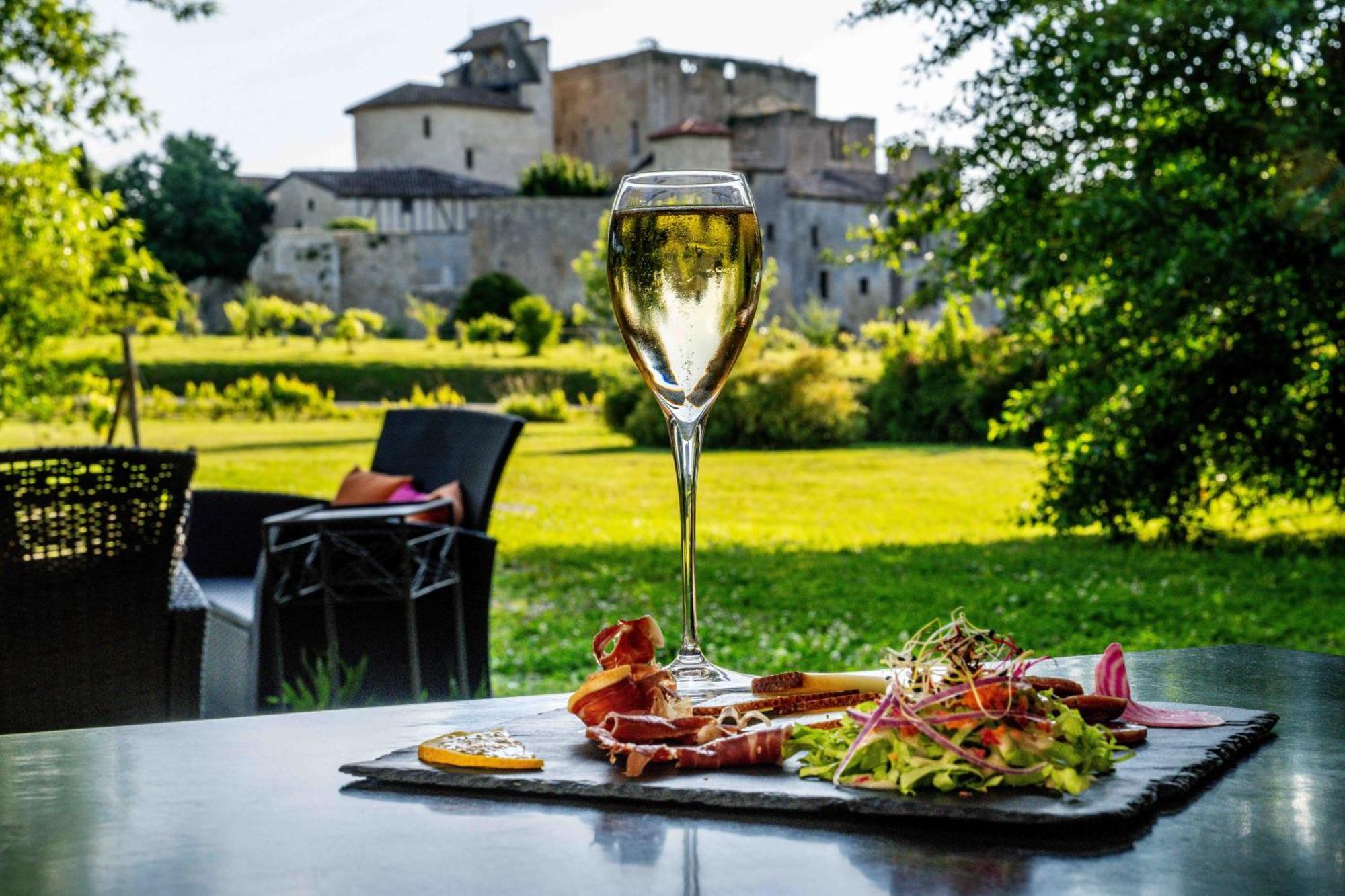 Logis L'Auberge De Larressingle Экстерьер фото