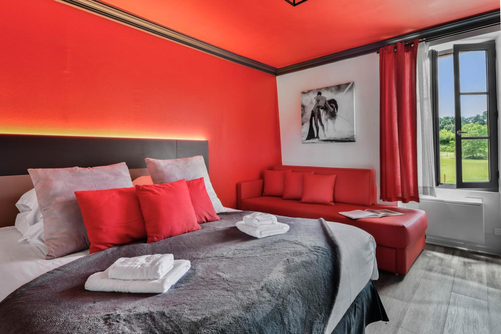 Logis L'Auberge De Larressingle Экстерьер фото